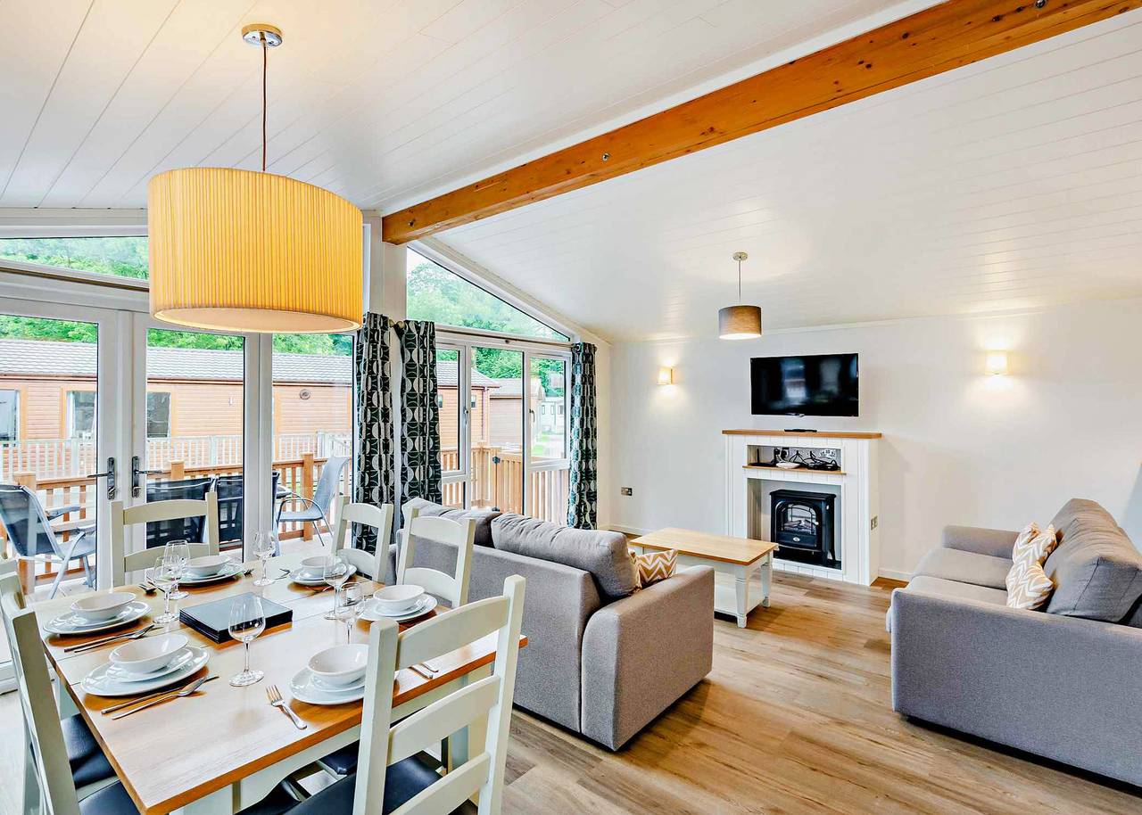Deluxe Lodge with parking, ensuite & decking in Camber Sands, Camber