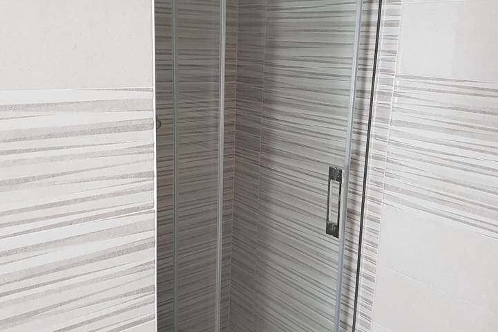 Ganze Wohnung, Apartamento Aogedor con Jacuzzi Para Disfrutar con tu Pareja in Carboneras de Guadazaón, Cuenca Provinz