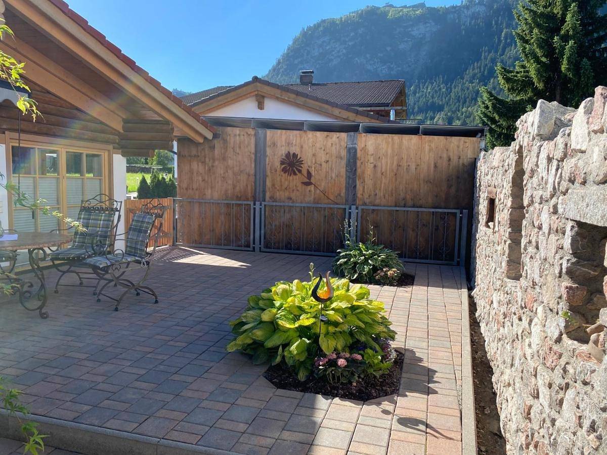 Burgchalet in Lechtaler Alpen, Ehenbichl