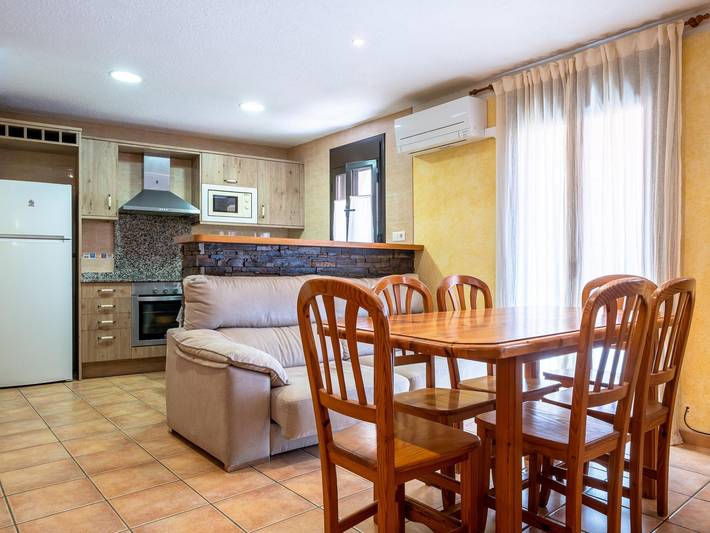 Location de vacances pour 6 personnes, animaux acceptés à El Perelló - 2