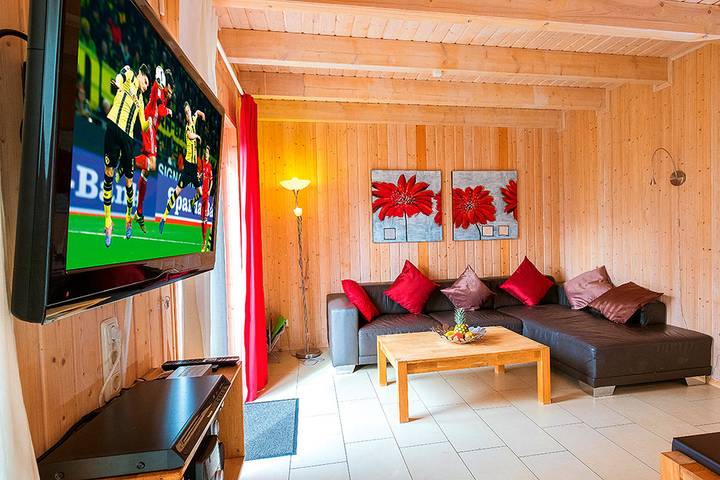 Ferienhaus für 8 Personen, mit Terrasse und Sauna in Breege - 3