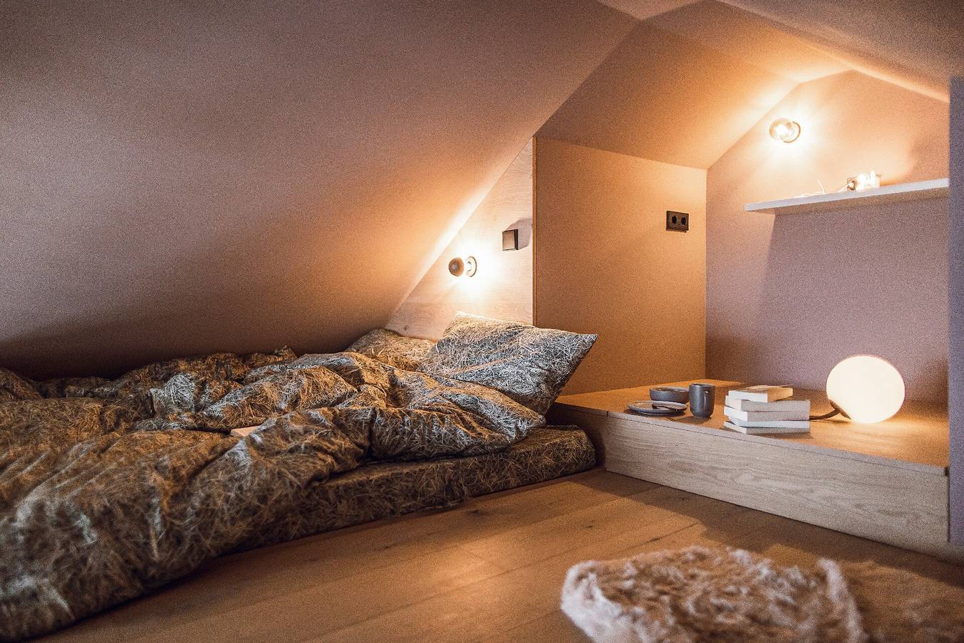 Entire apartment, Rousa Little Guesthouse Kombi – Breakfast Included! in Oberrasen, Rasen-Antholz