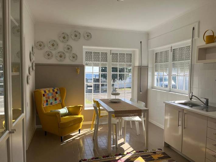 Casa de férias para 4 pessoas, com jardim e vista e ainda piscina, com animais de estimação em Praia da Vitória