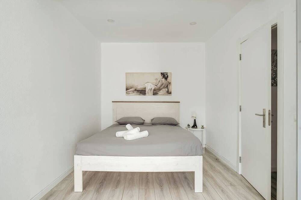 Ganze Wohnung, Sunny Flat w/ Jacuzzi & Balconies by Host Wise in Sesimbra, Halbinsel von Setúbal