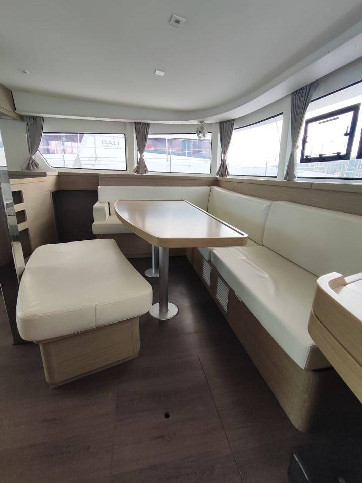 Bateau pour 8 personnes in Martinique