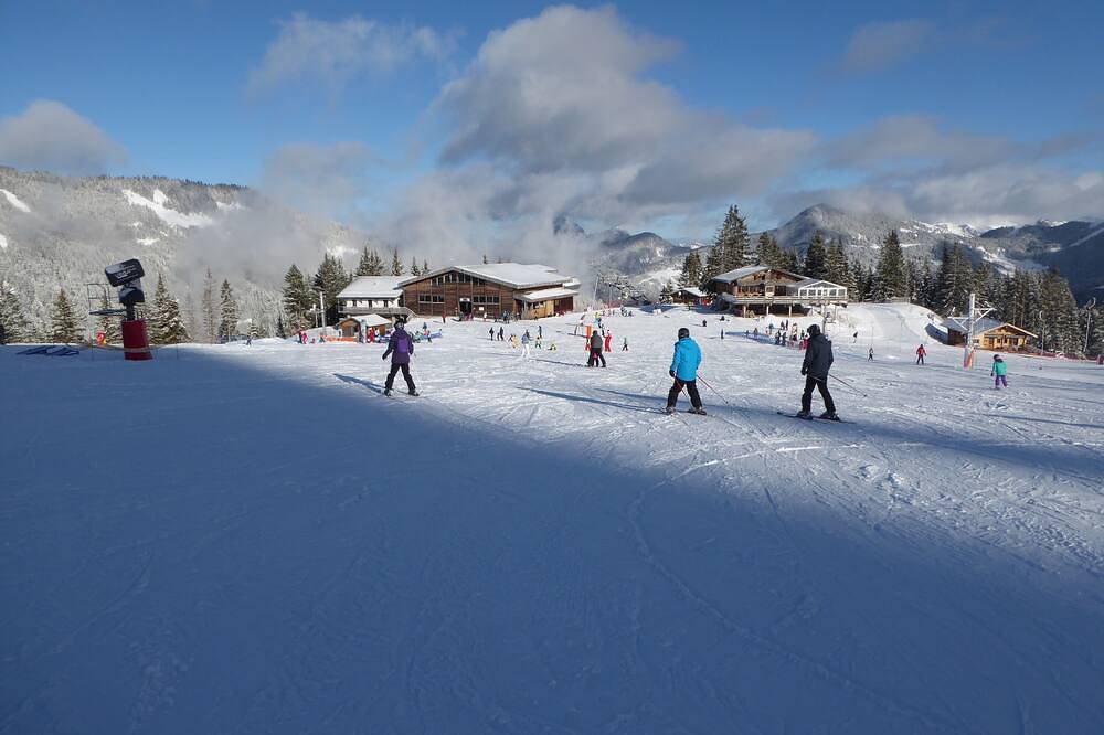 Geheel appartement, Ruime familie duplex met 3 slaapkamers - slechts 50 meter van de skipistes in Saint-Jean-d'Aulps, Les Portes du Soleil