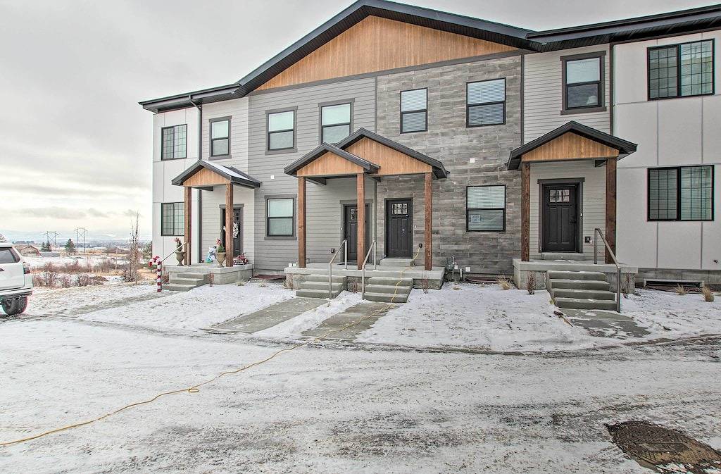 Modern Mountain Escape Near Slopes, Lakes & Trails in Eden (UT), Uinta Wasatch Cache National Forest