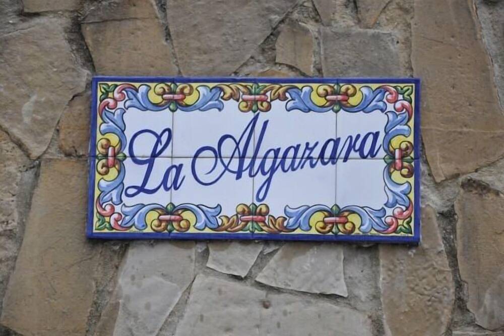 Gîte La Algazara pour 10 personnes in Villamartín, Pueblos Blancos