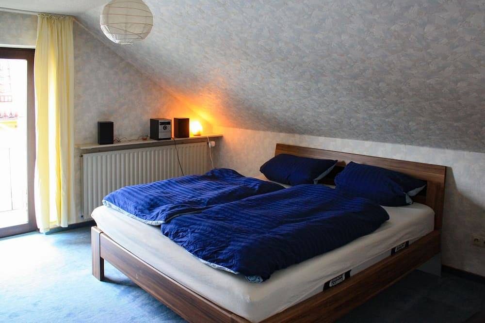 Ganze Wohnung, Weitblick - Ferienwohnung / über den Dächern von Oberotterbach in Oberotterbach, Südliche Weinstraße