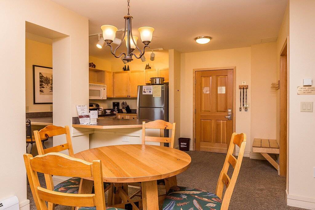 Ganze Wohnung, River Run Condo, Kingsize-Bett, Blick auf die Berge, Kostenloses Wlan in Arapahoe Basin