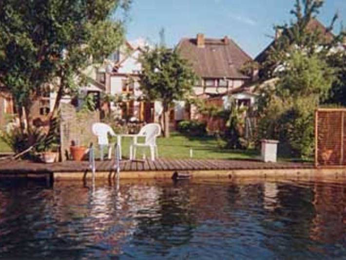 Ferienwohnung für 2 Personen, mit Garten und Seeblick in Malchow