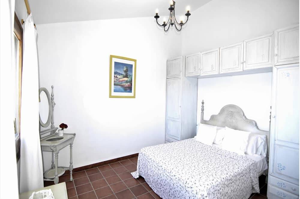 Gîte de campagne avec piscine in Los Nogales (Antequera), Antequera