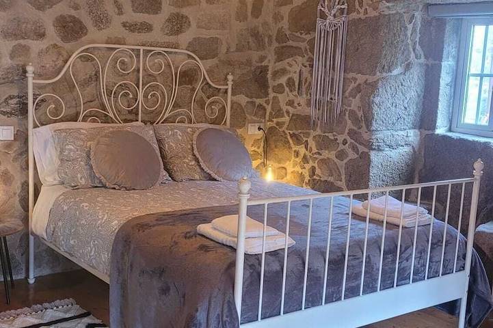 Gîte pour 3 personnes à Brión - 2