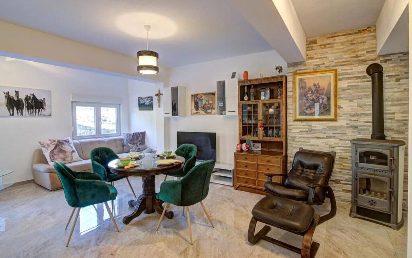 Ganze Wohnung, Apartments Velebit house in Sveti Juraj, Naturpark Velebit