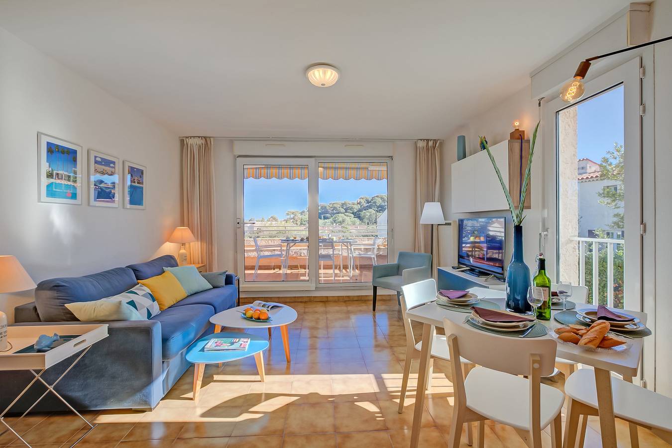 Hel leilighet, Ferieleilighet for 4 personer med badebasseng in Antibes, Cannesregionen