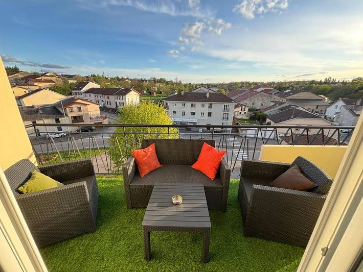 Gîte pour 7 personnes, avec vue et jardin à Vittel - 2
