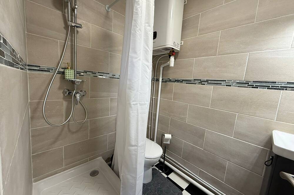 Ganze Wohnung, Near Cathedral - Wifi - Netflix - Parking in Évreux, Évreux und Umgebung