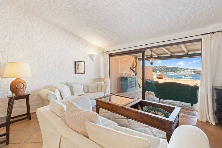 Apartamento entero, Apartamento de vacaciones para 6 personas con balcón/terraza in Porto Cervo, Arzachena
