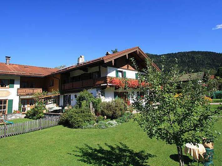 Ferienwohnung für 2 Personen, mit Balkon und Garten sowie Ausblick, kinderfreundlich in Inzell - 3