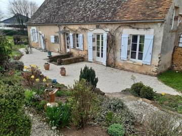 Cottage pour 2 personnes, avec vue et jardin dans Treigny-Perreuse-Sainte-Colombe