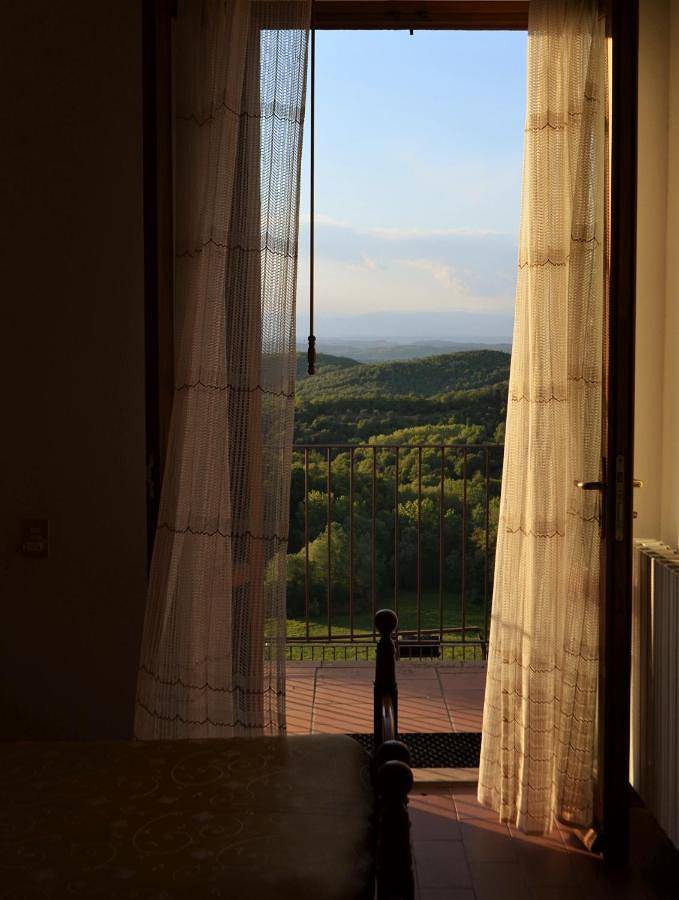 Appartamento intero, Apartment with Terrace in San Vivaldo, Montaione
