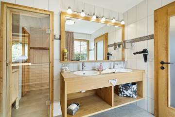 Chalet für 6 Personen in Ainring, Bayerische Alpen, Bild 4