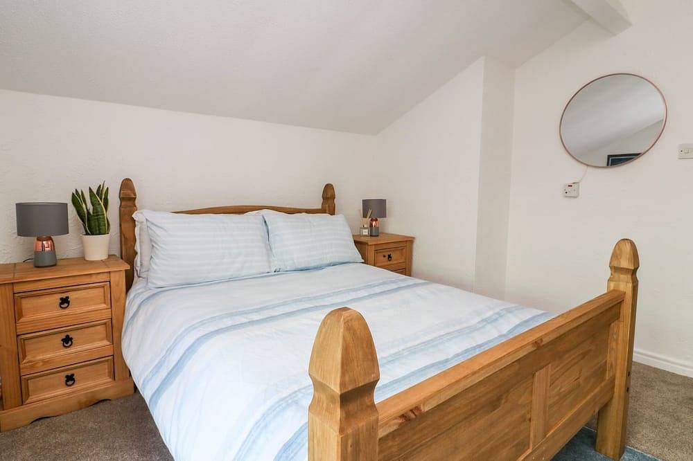 Ickle Pickle Cottage, pet friendly in Thirsk in Thirsk, North Yorkshire