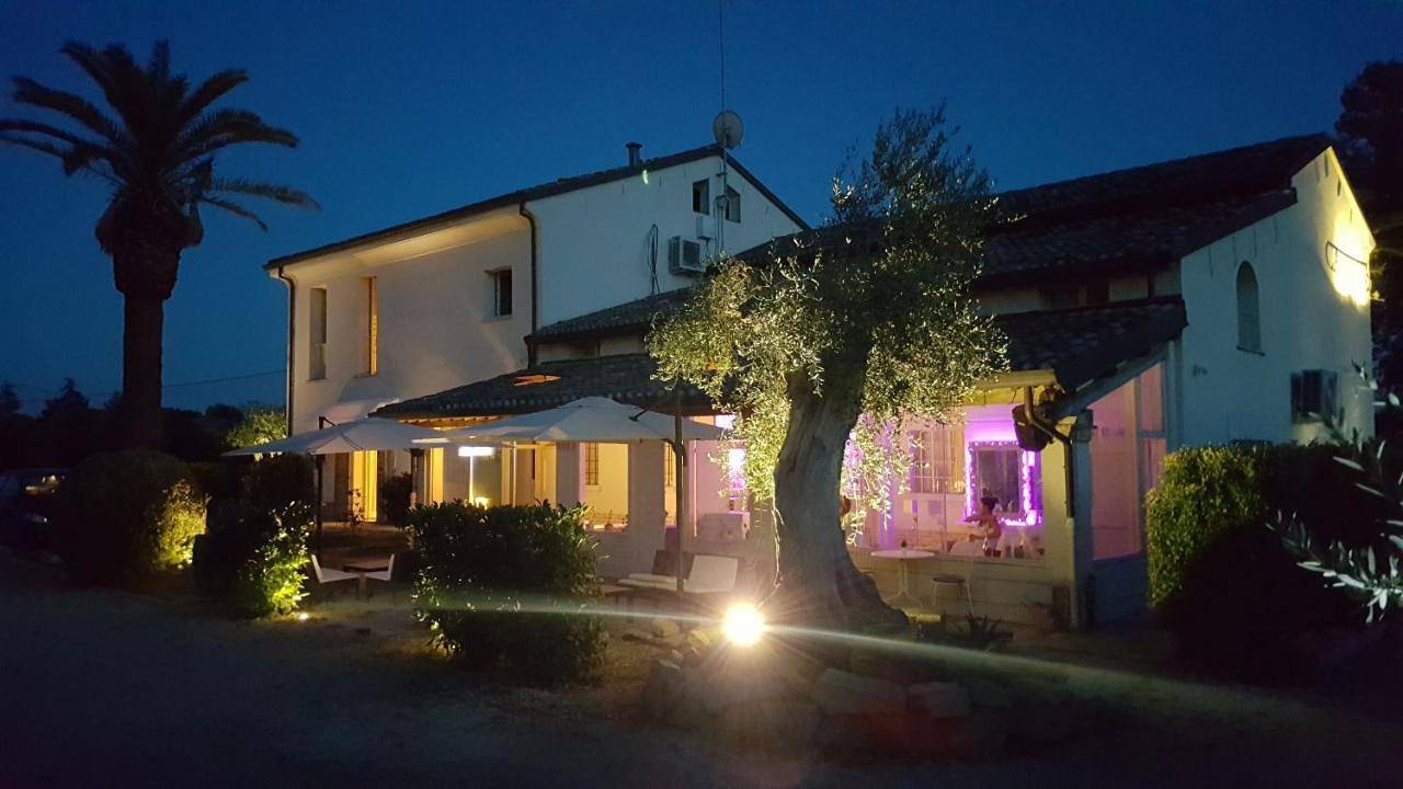 Classic Triple Room in Bagnacavallo, Province de Ravenne