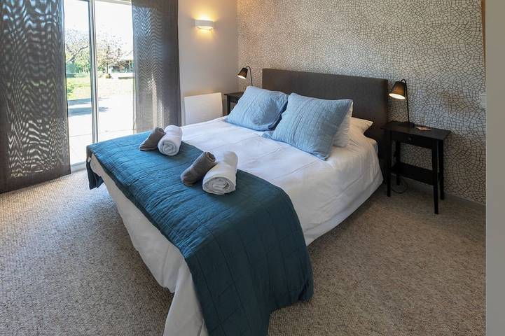 Villa Des Cotes - Vier Schlafzimmer Villa, Schläft 8 in Menthon-Saint-Bernard, Annecy und Umgebung