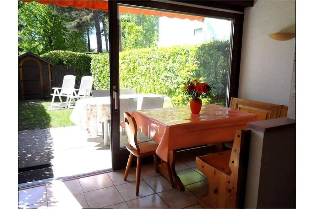 Entire apartment, Studio Thonon - Port Ripaille Marina ! Lake and pool access! in Thonon-les-Bains, Thonon-les-Bains region