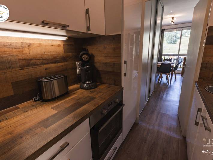 Studio entier, Studio rénové au pied des pistes, 4 pers, balcon, cuisine équipée in Saint-Étienne-en-Dévoluy, Le Dévoluy