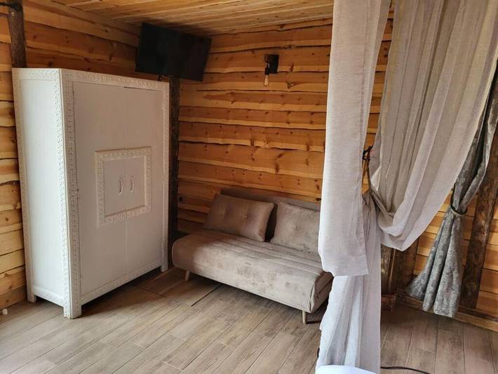 Gîte pour 2 personnes, avec vue ainsi que piscine et jardin à Riez - 4