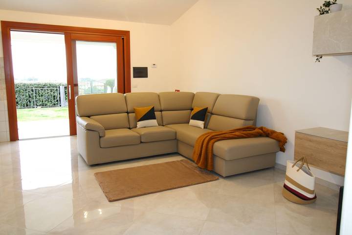 Ferienwohnung für 6 Personen, mit Terrasse und Garten in Siniscola - 3