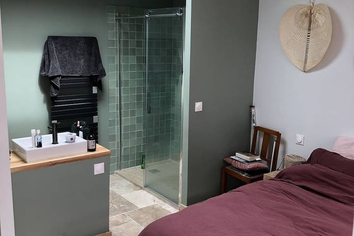 Location de vacances pour 8 personnes, avec jardin et terrasse dans Petite Plage Saint Trojan Les Bains - 2