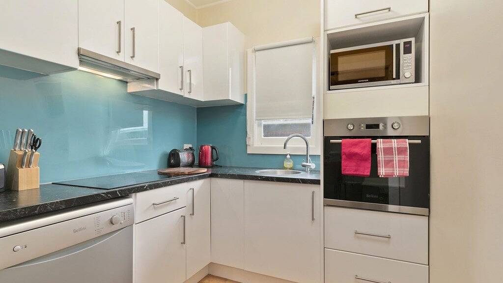 Holiday Home for 7 People in Inverloch, Bass Coast Shire