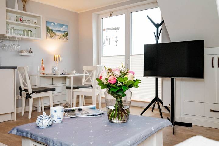 Ferienwohnung für 2 Personen, mit Balkon und Ausblick - 1