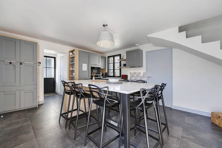 Maison Morin 8 pers avec jacuzzi, terrasse privée, jardin et Wi-Fi in L'Épine, Noirmoutier