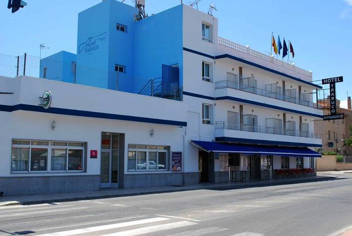 Hôtel pour 10 personnes, avec terrasse et piscine dans Santiago de la Ribera - 3