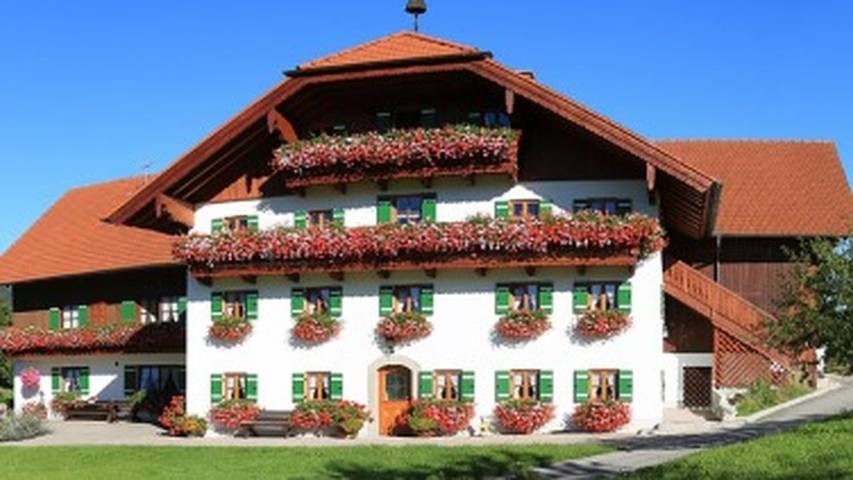Ferienwohnung für 3 Personen, mit Garten und Balkon - 1
