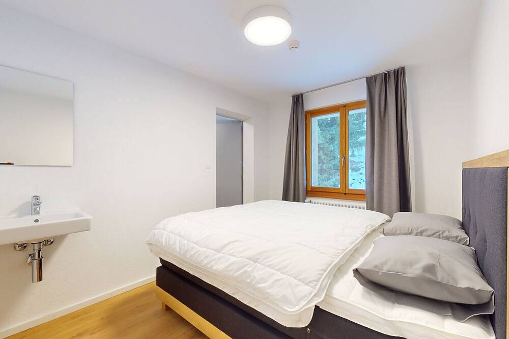 Chalet de l'Ours Nature 4 Etages 52 pers in Les Agettes, Walliser Alpen