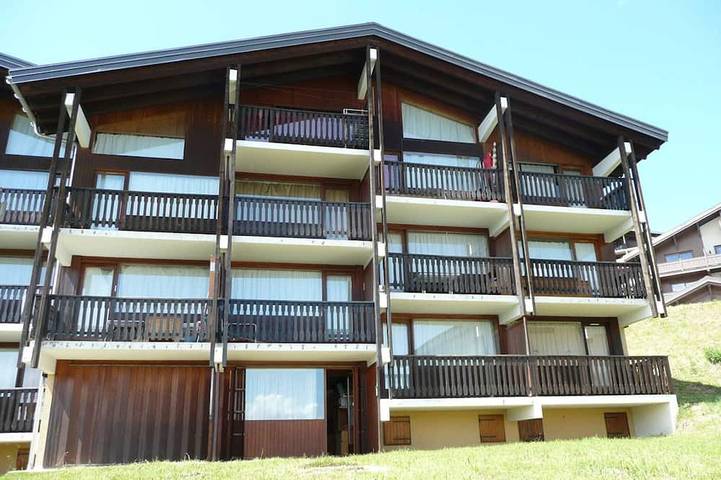 Ganze Wohnung, Gemütliches Studio in Les Saisies für 4 mit Balkon in Les Saisies, Albertville und Umgebung