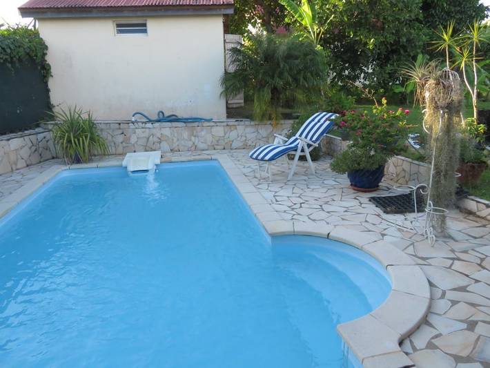 Studio pour 2 personnes, avec terrasse et piscine