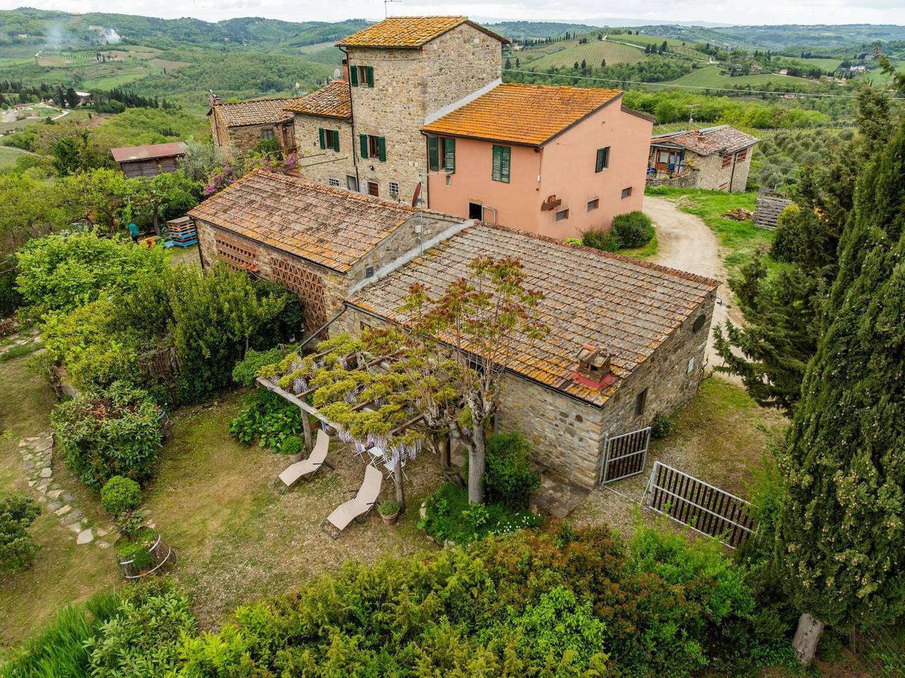 Appartamento intero, Appartamento 'Vallone Di Cecione' con giardino privato e Wi-Fi in Greve In Chianti, Chianti