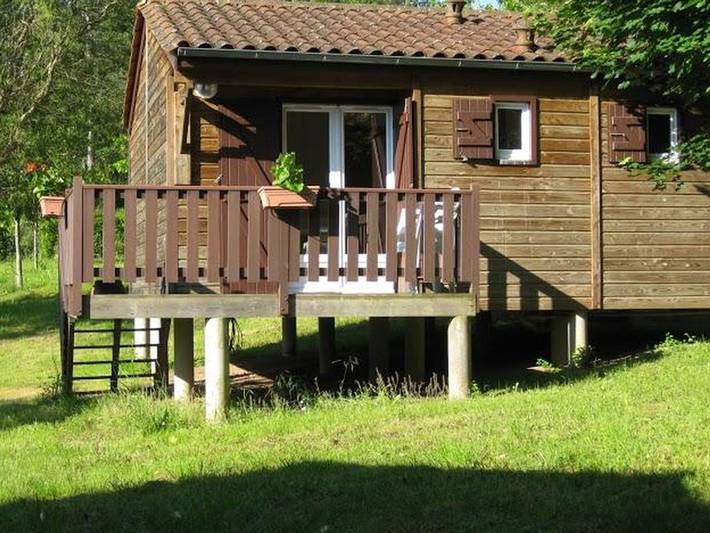 Chalet pour 6 personnes, avec piscine et terrasse, animaux acceptés