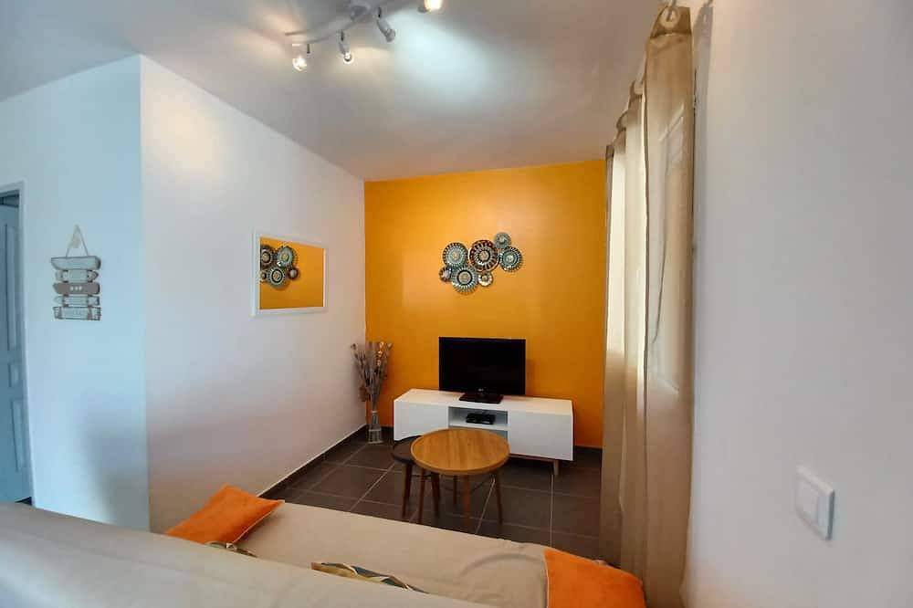 Appartement entier, Appart climatisé, piscine chauffée, wifi, 2 chambres, 7 min plage, 1 min rivière in Galéria, Parc naturel régional de Corse