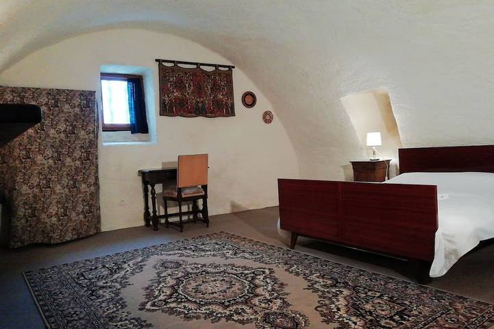 Location de vacances pour 10 personnes, avec jardin, animaux acceptés à Saint-Laurent-d'Olt - 4