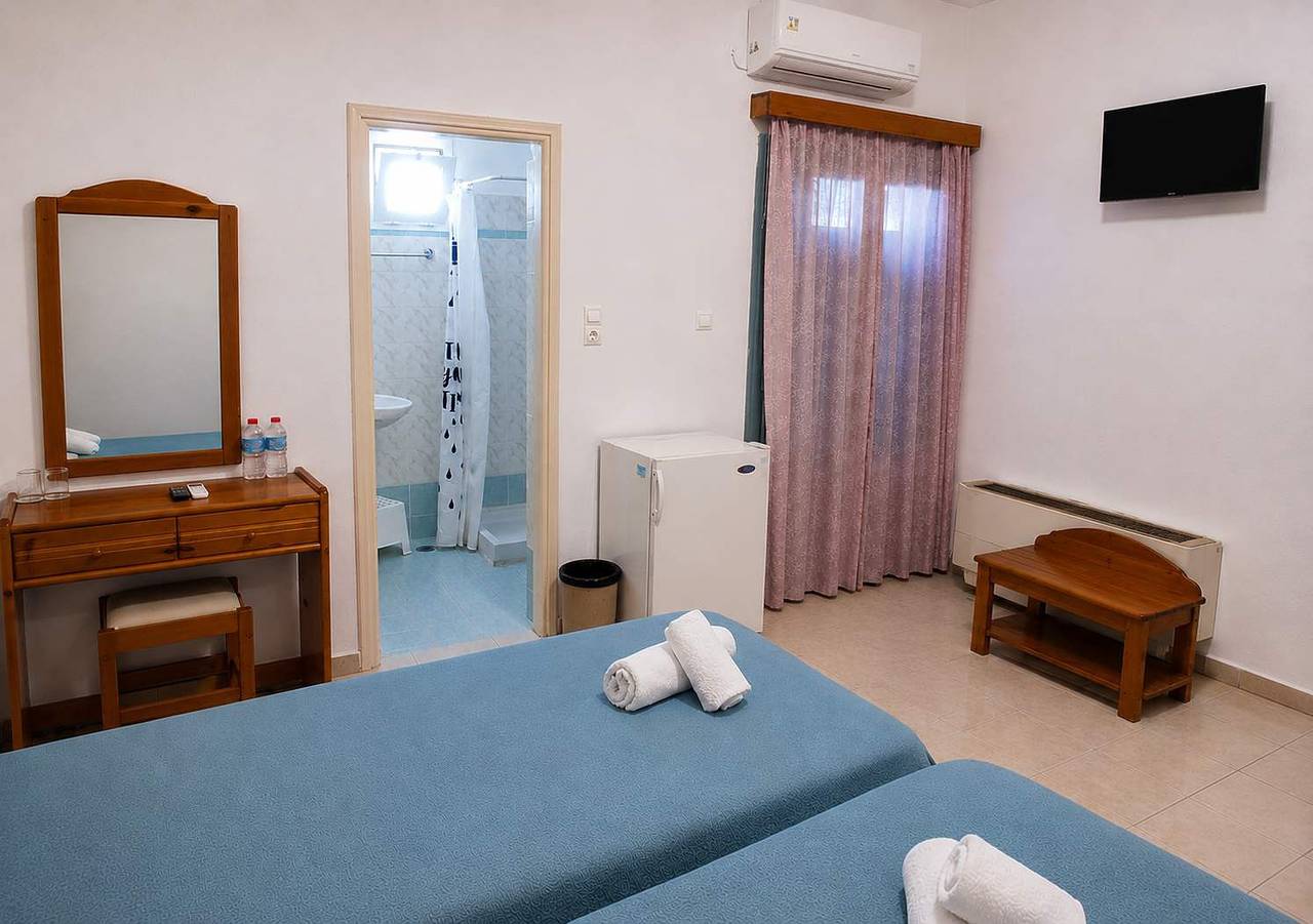 Hel lägenhet, Hotel Elena - Cozy Seaside Twin Suite in Skyros in Skyros