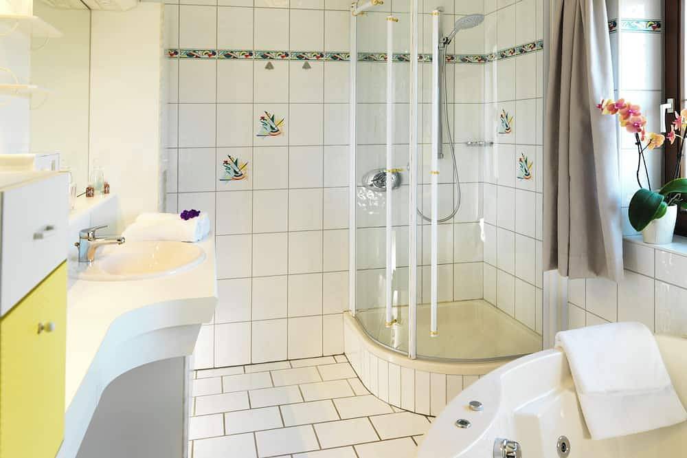 Apartamento inteiro, Cozy, bright apartment for holidaymakers in the Tyrolean mountains! in Stubai Alps, Mutters