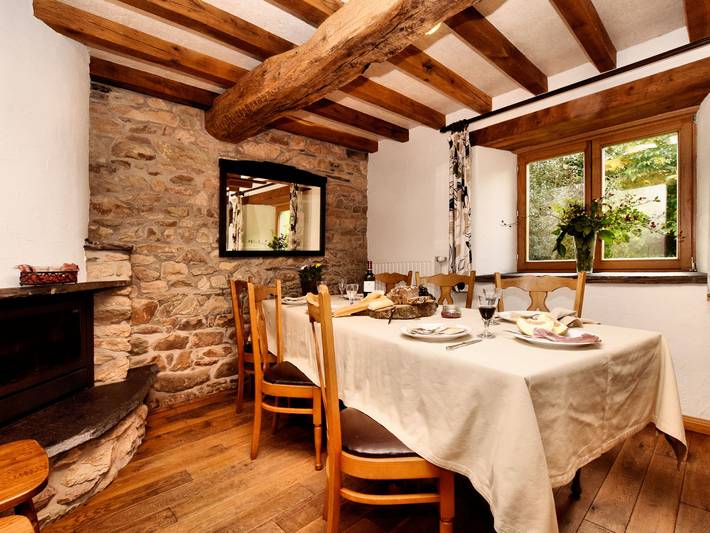 Location de vacances pour 9 personnes, avec terrasse et jardin, adapté aux familles à Vielsalm - 3