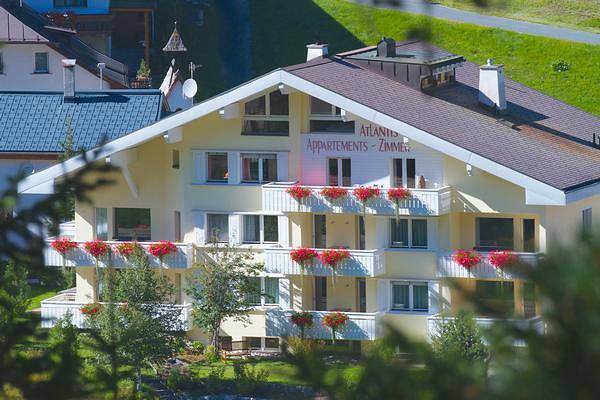 Geheel vakantieappartement, Vakantieappartement voor 2 personen met balkon in Ravaisch, Samnaun